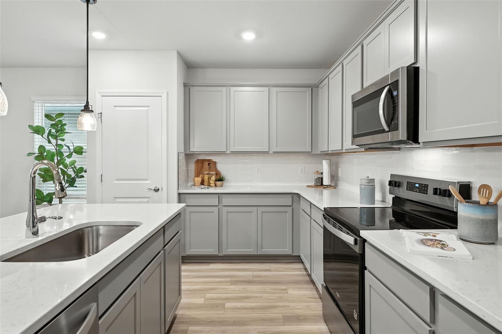 Image 16 of 35 For 1577 Groveline Road