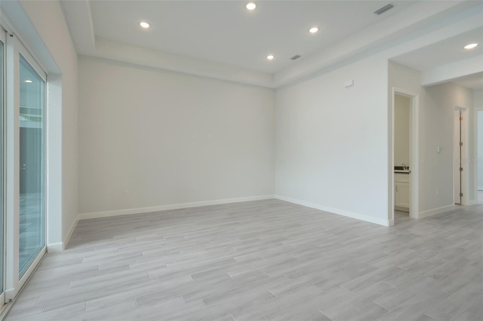 Image 25 of 33 For 110 New Leatherwood Drive