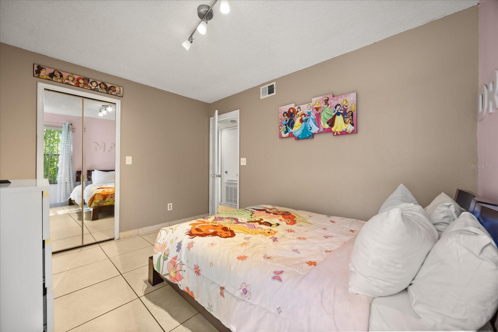 Image 14 of 25 For 2739 Poinciana Boulevard 83