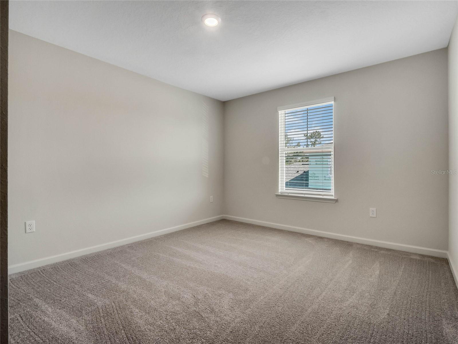 Image 10 of 11 For 2916 Oak Park Way 23