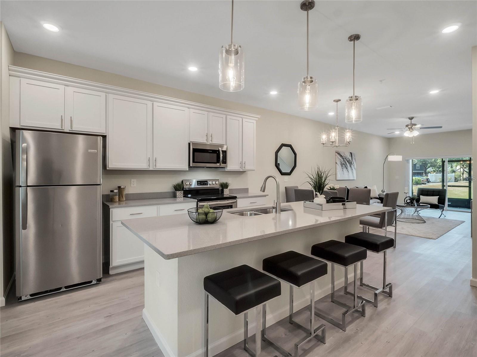 Image 2 of 11 For 2916 Oak Park Way 23