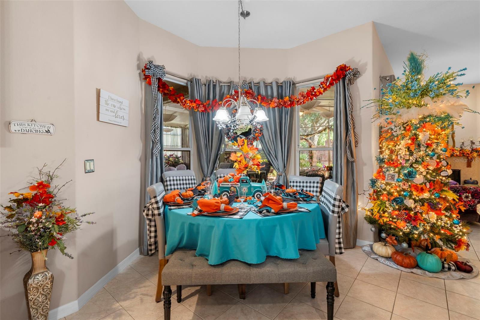 Image 20 of 40 For 107 Lake Darby Place