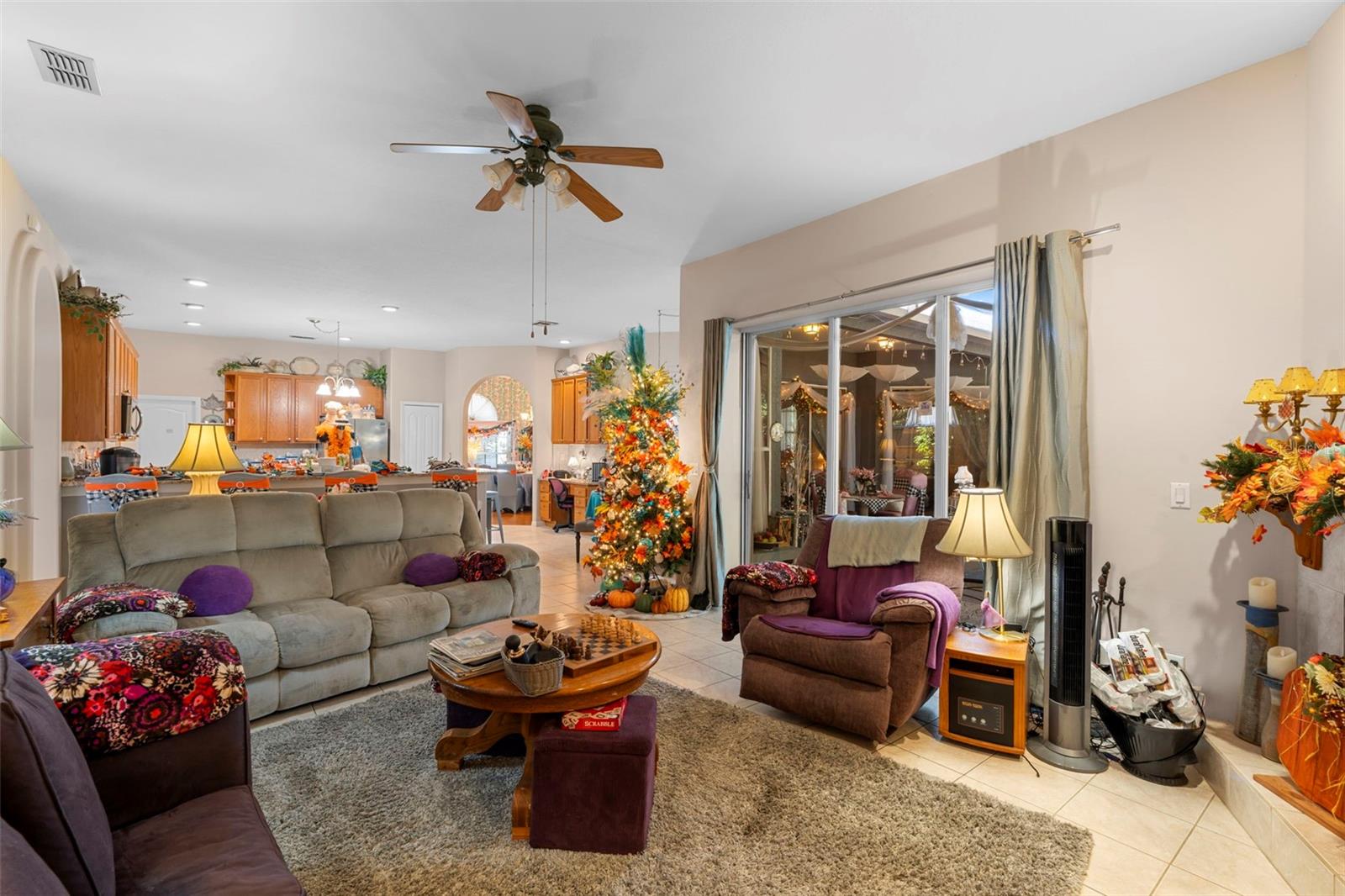 Image 23 of 40 For 107 Lake Darby Place