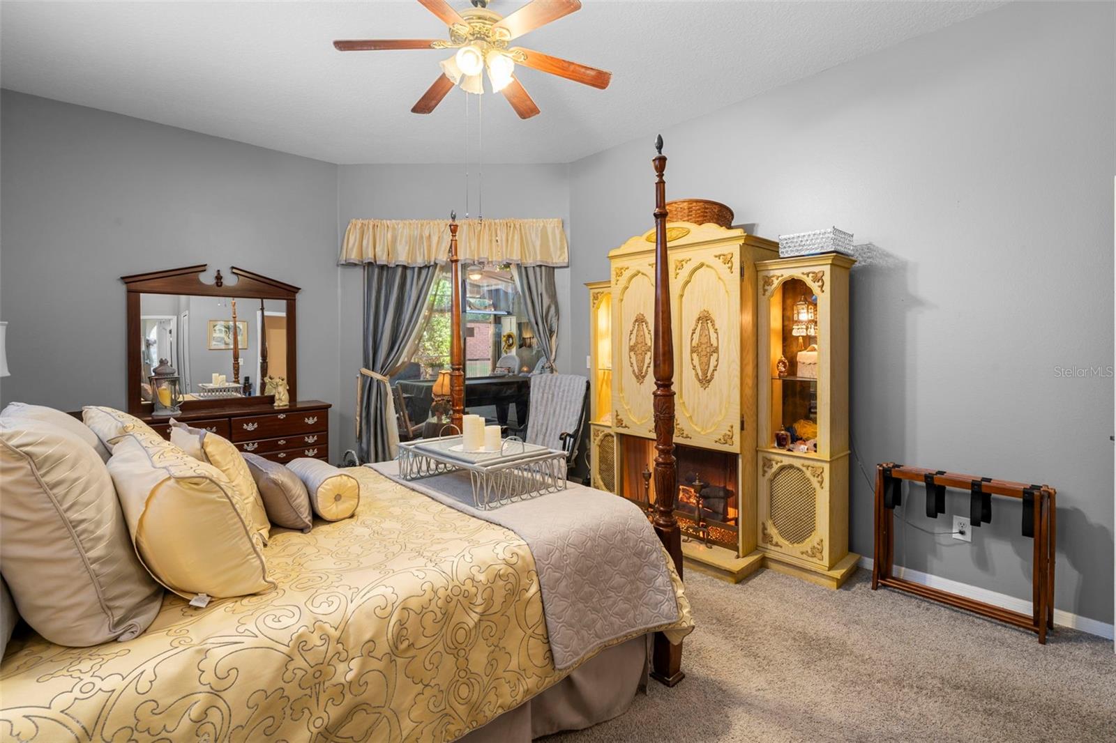 Image 26 of 40 For 107 Lake Darby Place