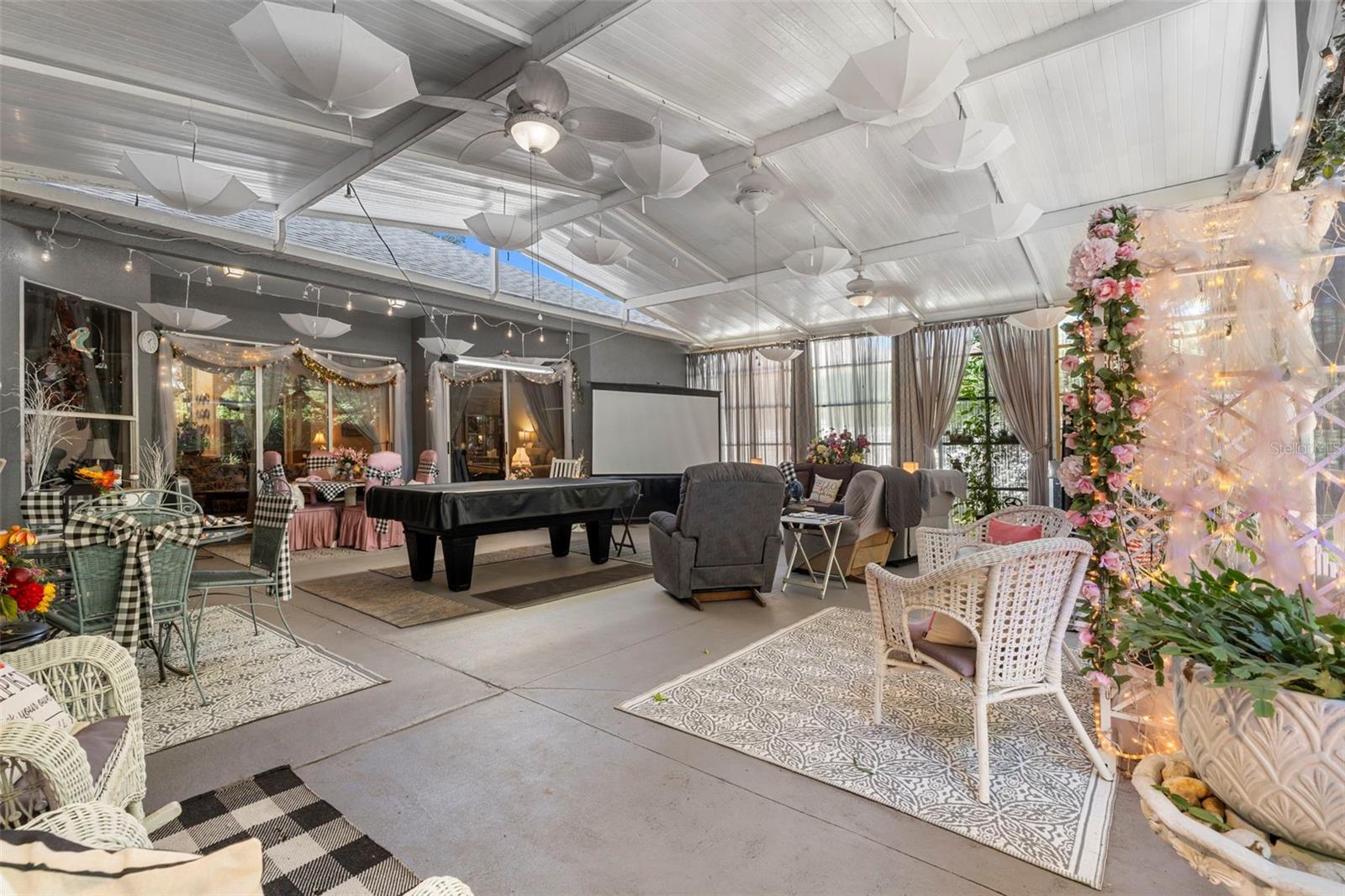 Image 37 of 40 For 107 Lake Darby Place