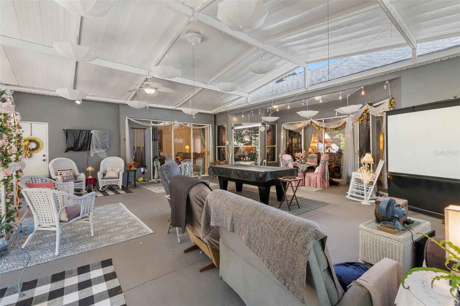 Image 38 of 40 For 107 Lake Darby Place