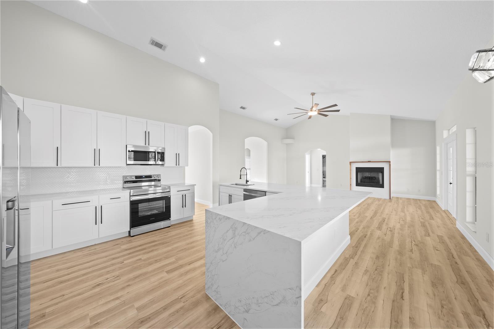 Image 19 of 87 For 879 Milo Terrace