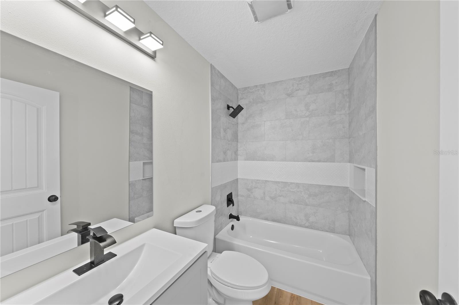 Image 30 of 87 For 879 Milo Terrace