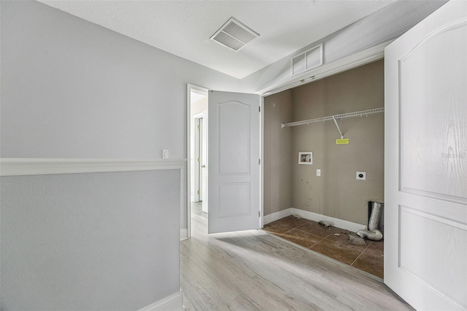 Image 18 of 30 For 2667 River Landing Drive