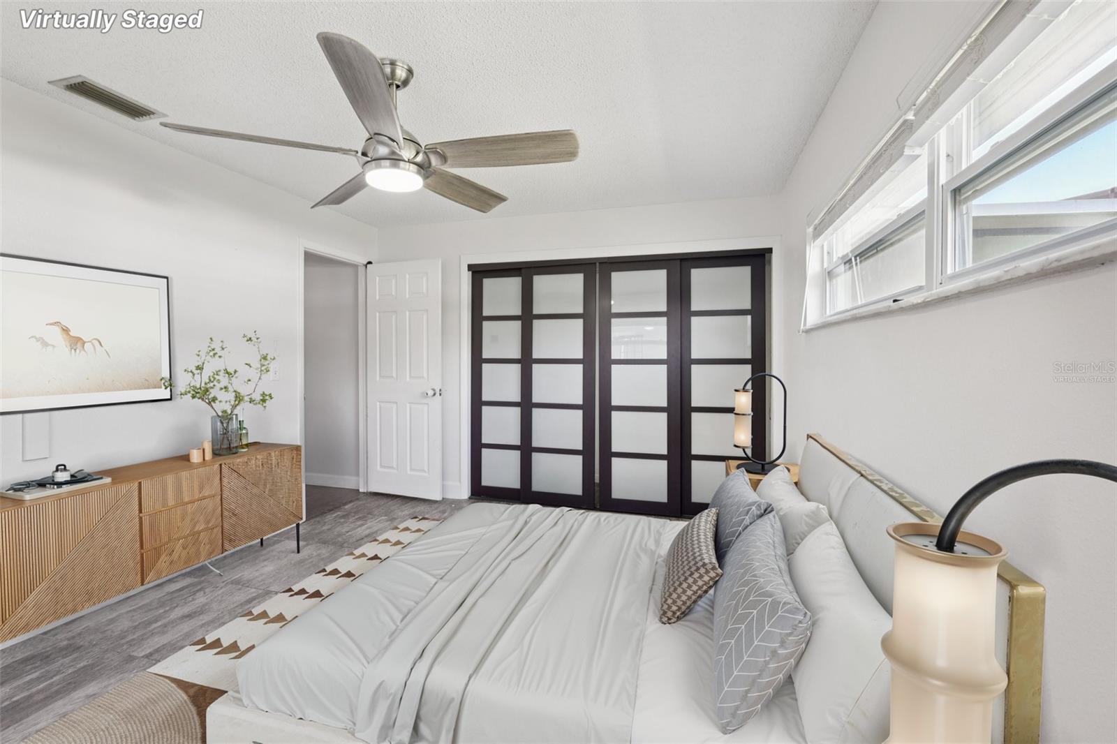 Image 14 of 30 For 653 Sherwood Drive