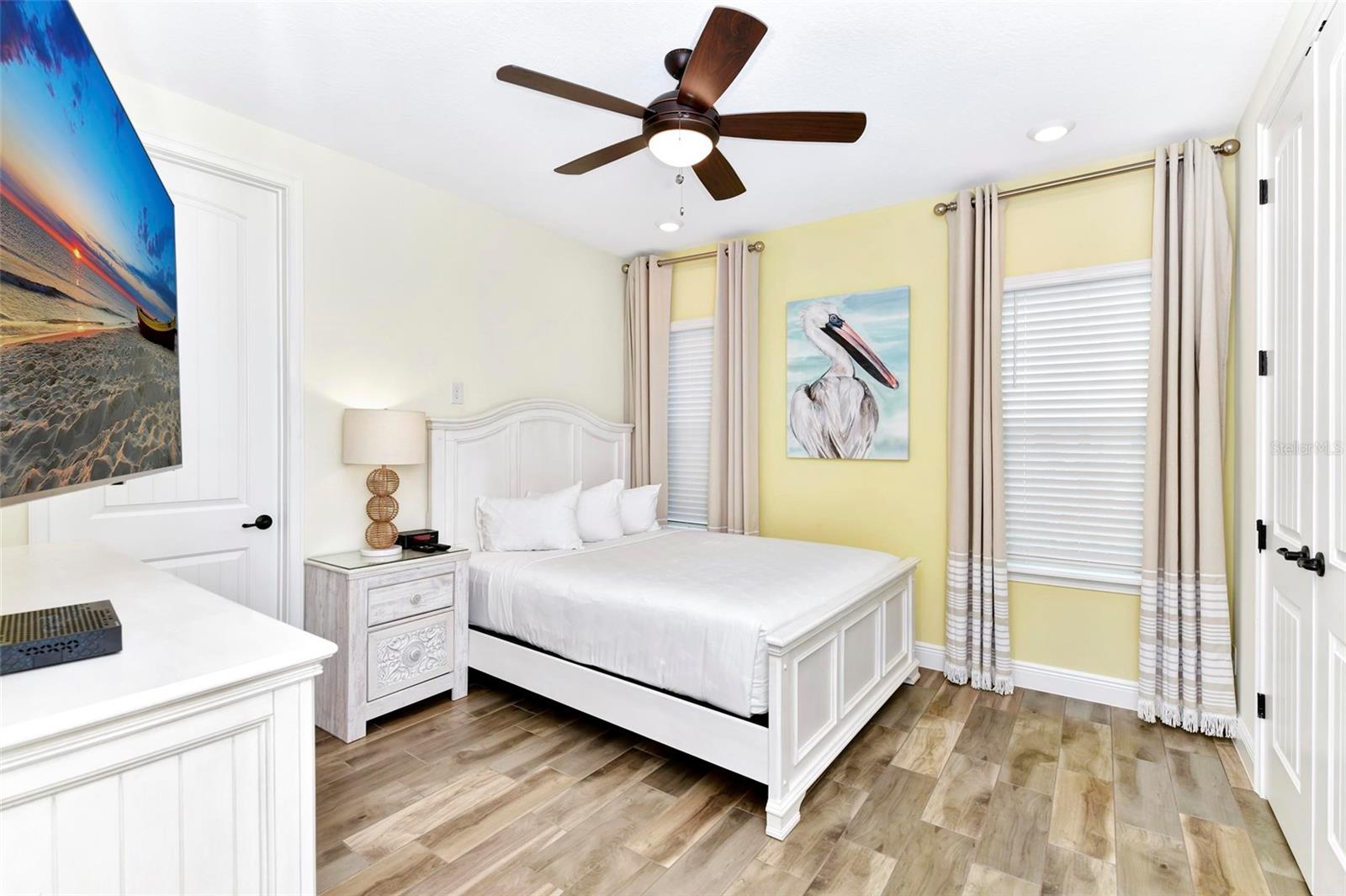 Image 32 of 87 For 8143 Coconut Place