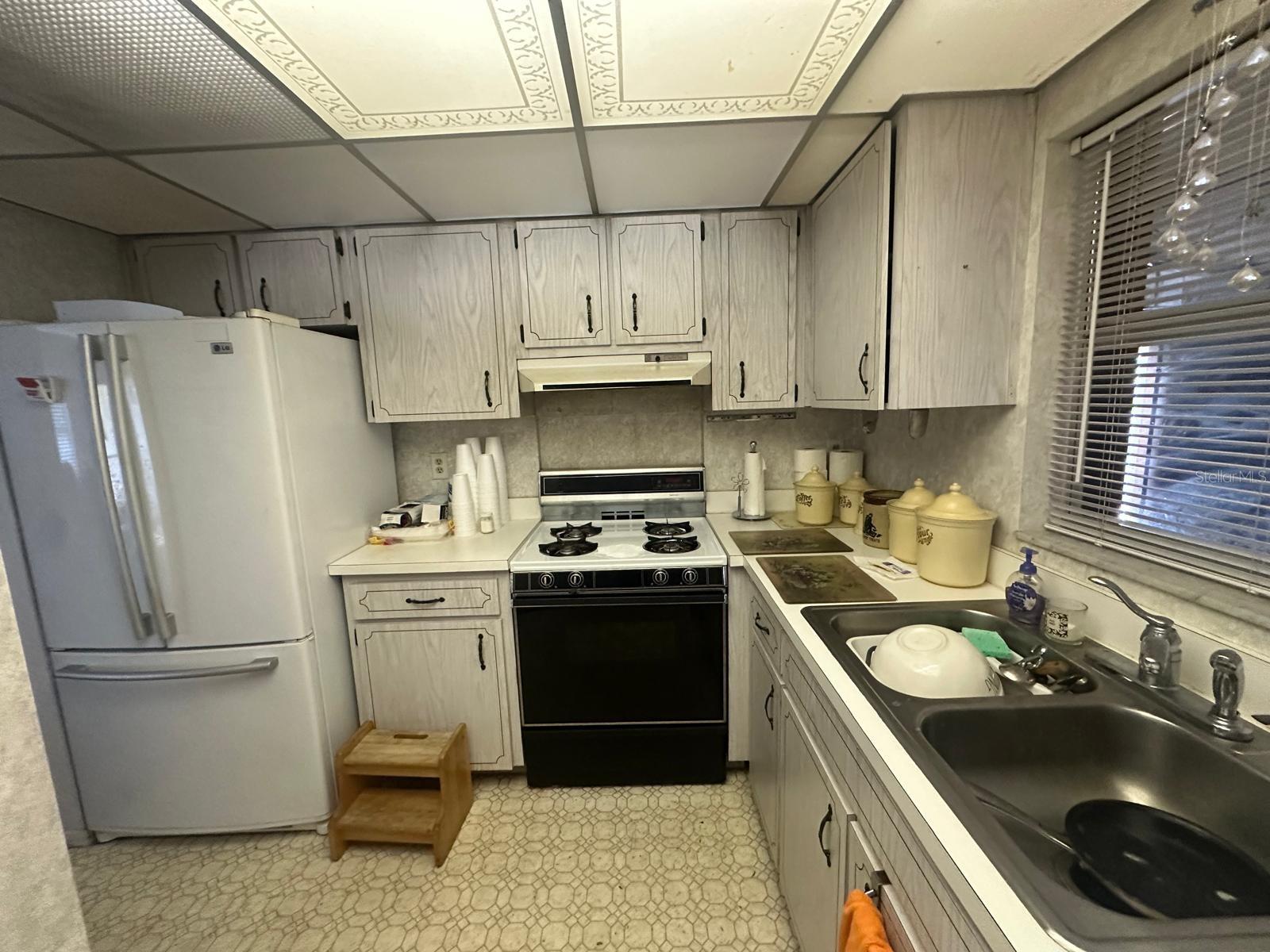 Image 3 of 13 For 6016 18th Street Ne