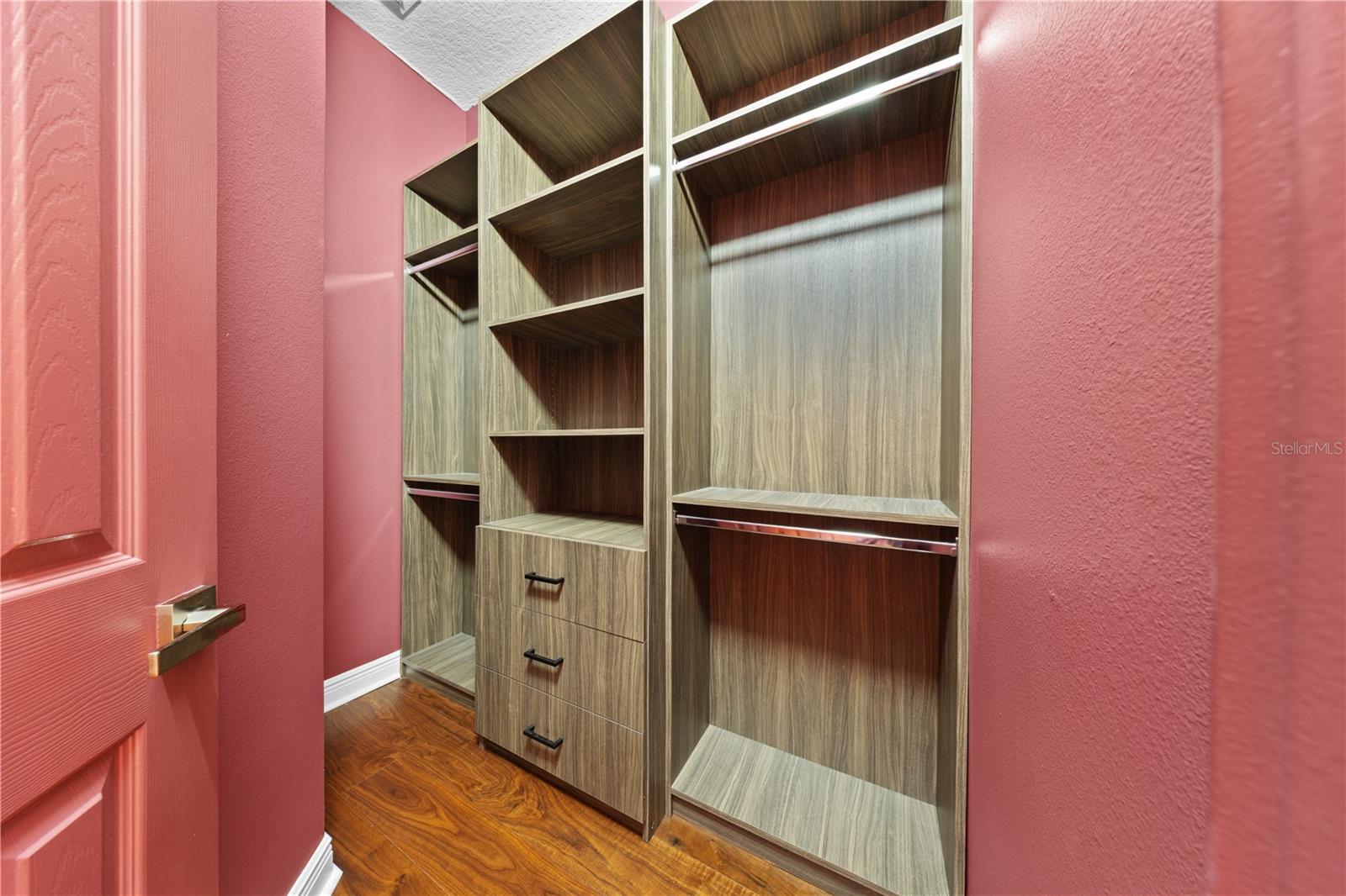 Image 20 of 70 For 1435 Lake Baldwin Lane