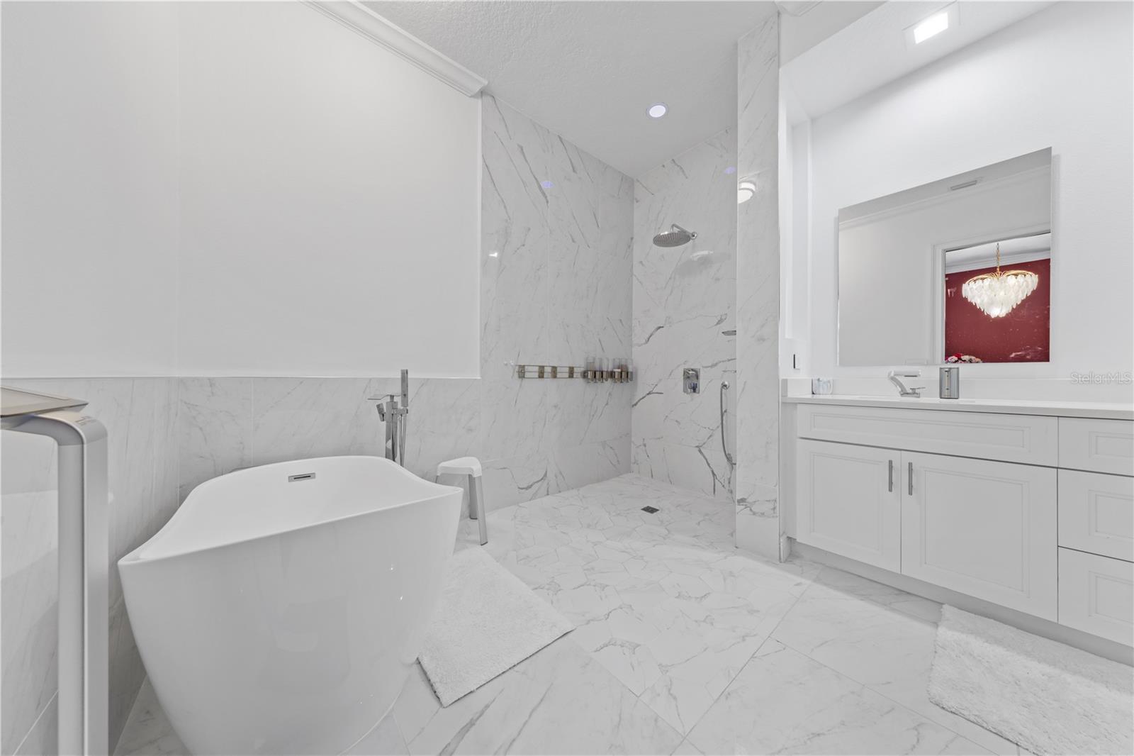 Image 21 of 70 For 1435 Lake Baldwin Lane