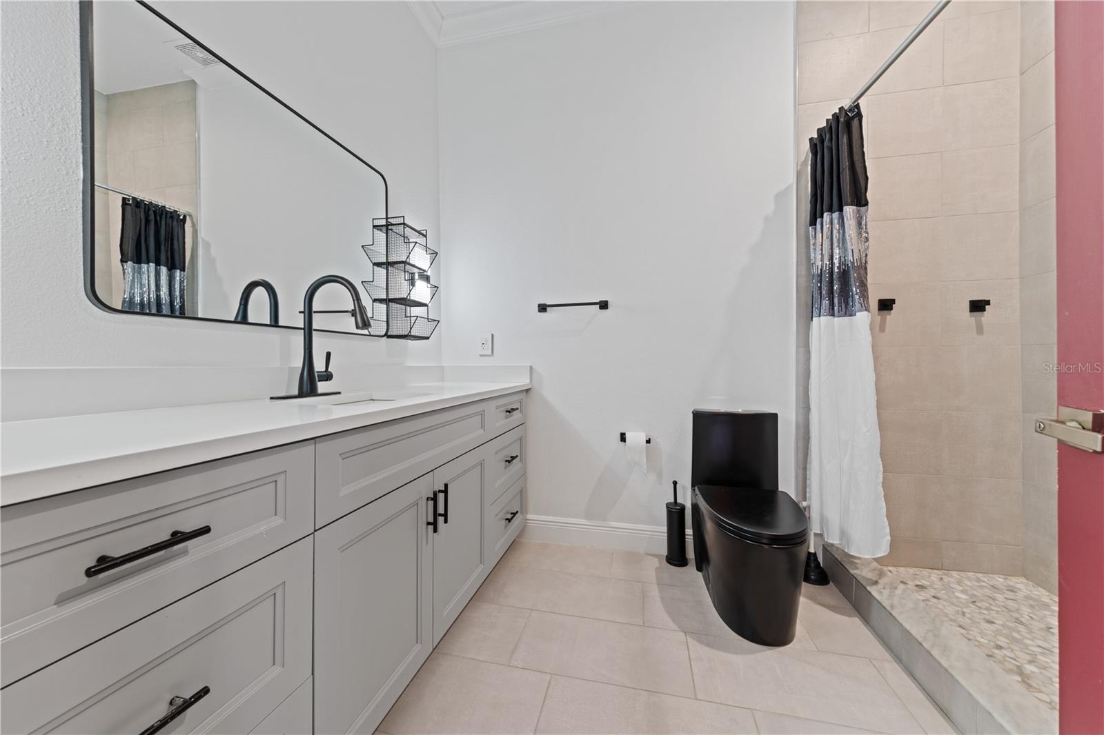 Image 29 of 70 For 1435 Lake Baldwin Lane