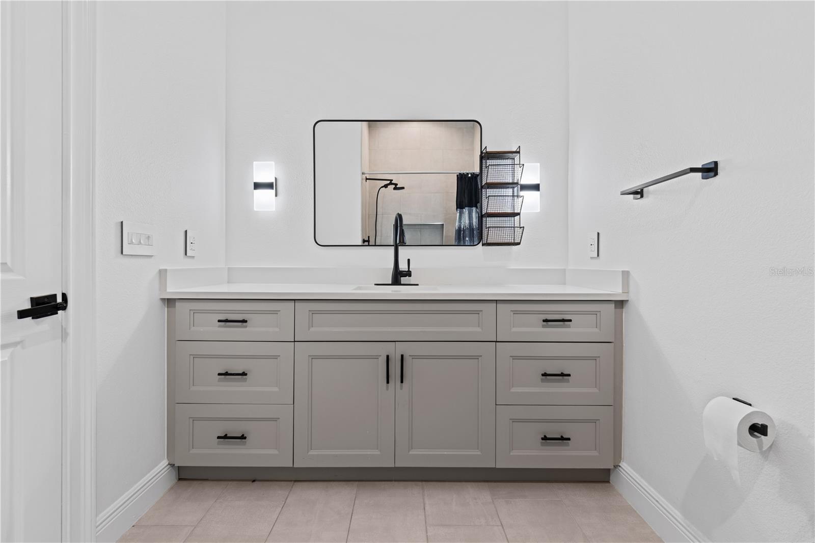 Image 30 of 70 For 1435 Lake Baldwin Lane