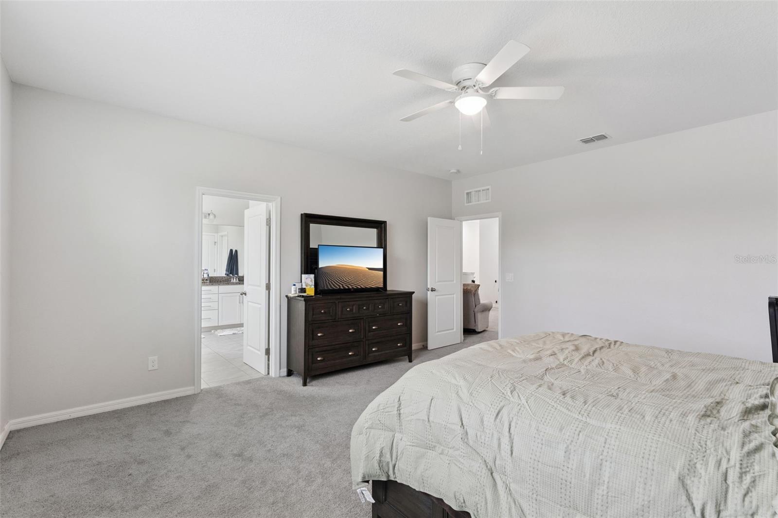 Image 14 of 39 For 2360 Emerald Springs Drive