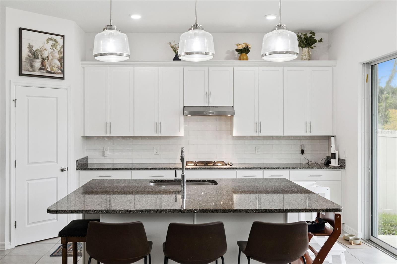 Image 5 of 39 For 2360 Emerald Springs Drive