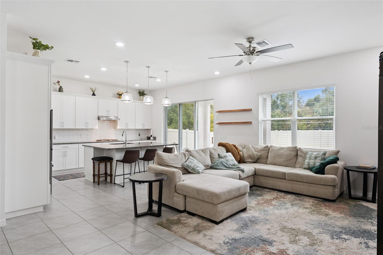 Image 6 of 39 For 2360 Emerald Springs Drive