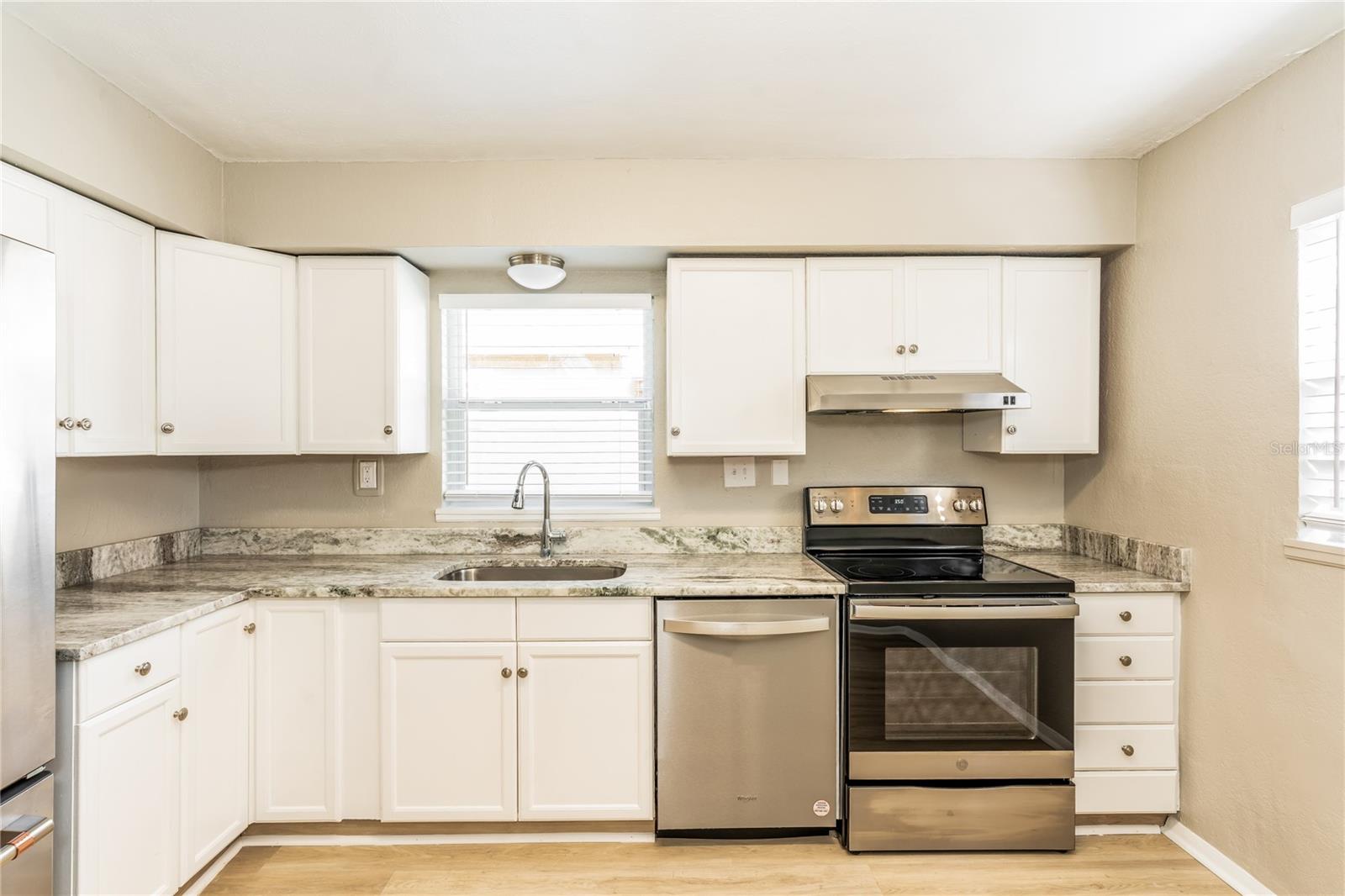 Image 5 of 16 For 4626 20th Avenue N