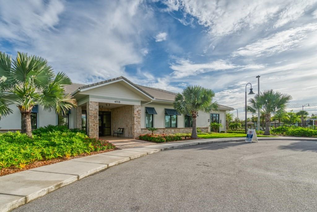 Image 27 of 48 For 4738 Sleepy Hollow Drive