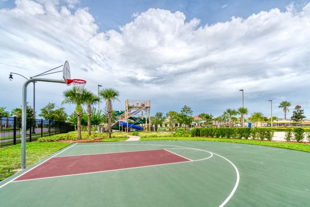 Image 32 of 48 For 4738 Sleepy Hollow Drive