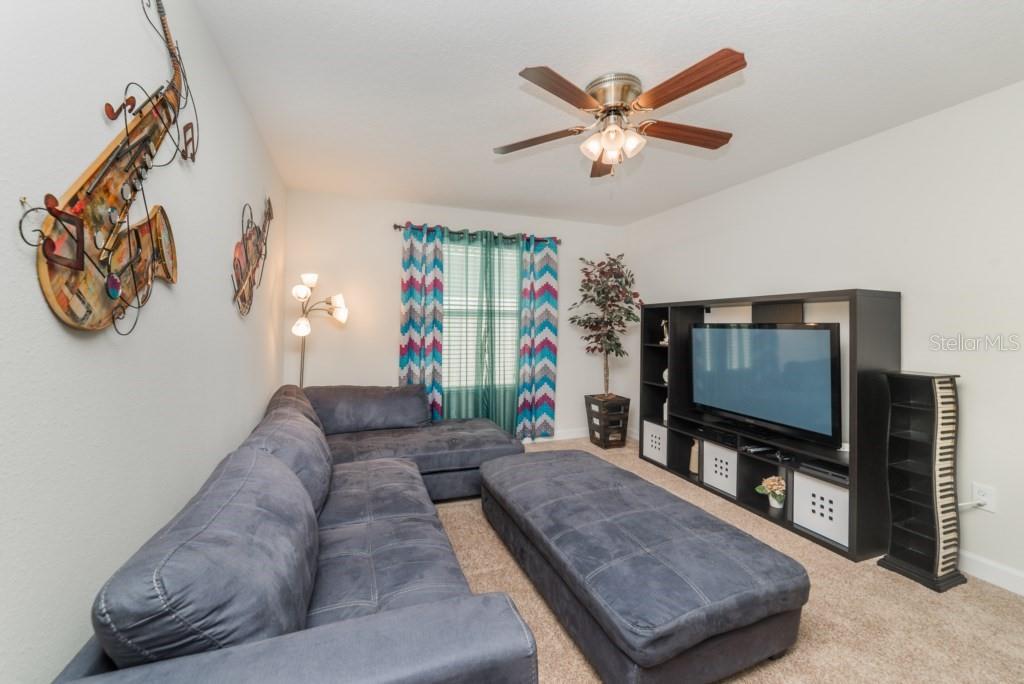 Image 8 of 48 For 4738 Sleepy Hollow Drive