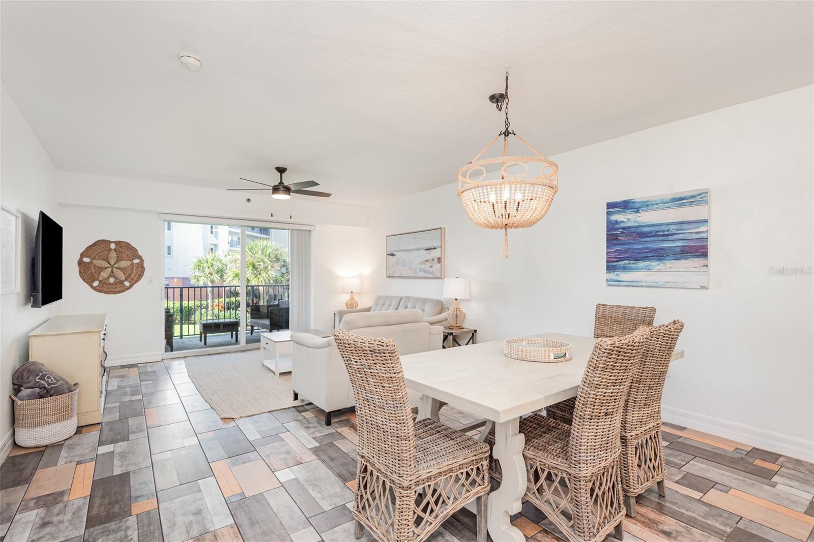 Image 10 of 31 For 5300 Atlantic Avenue 14-205