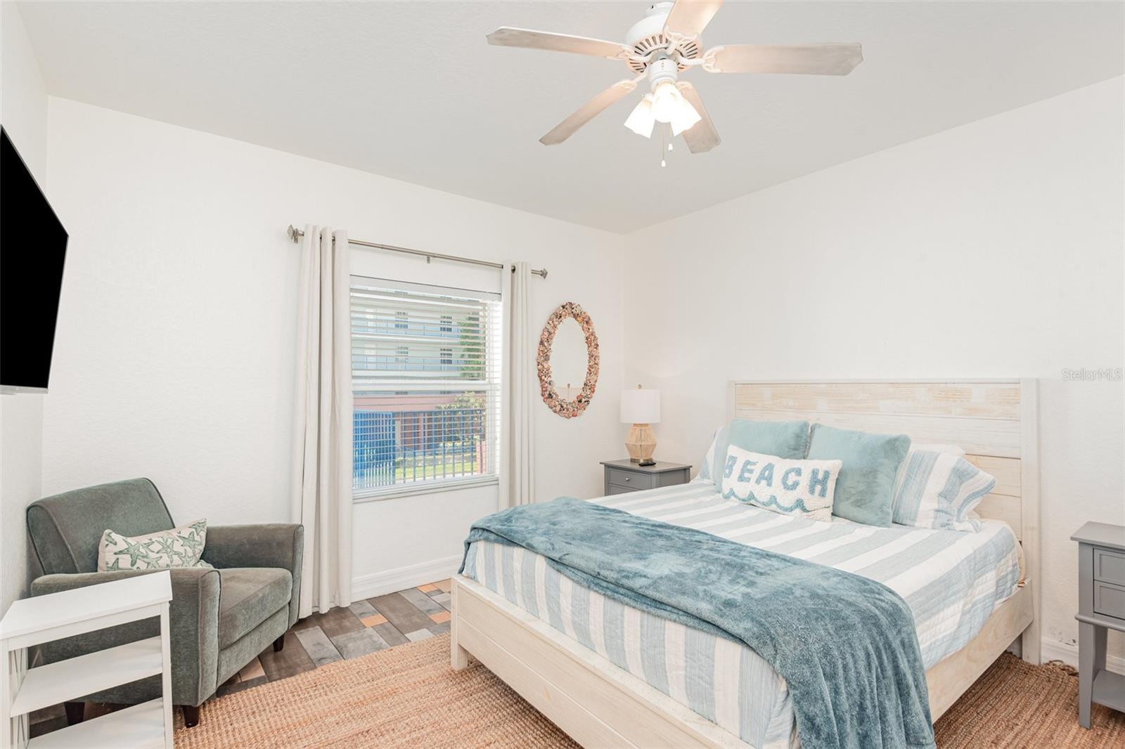 Image 22 of 31 For 5300 Atlantic Avenue 14-205