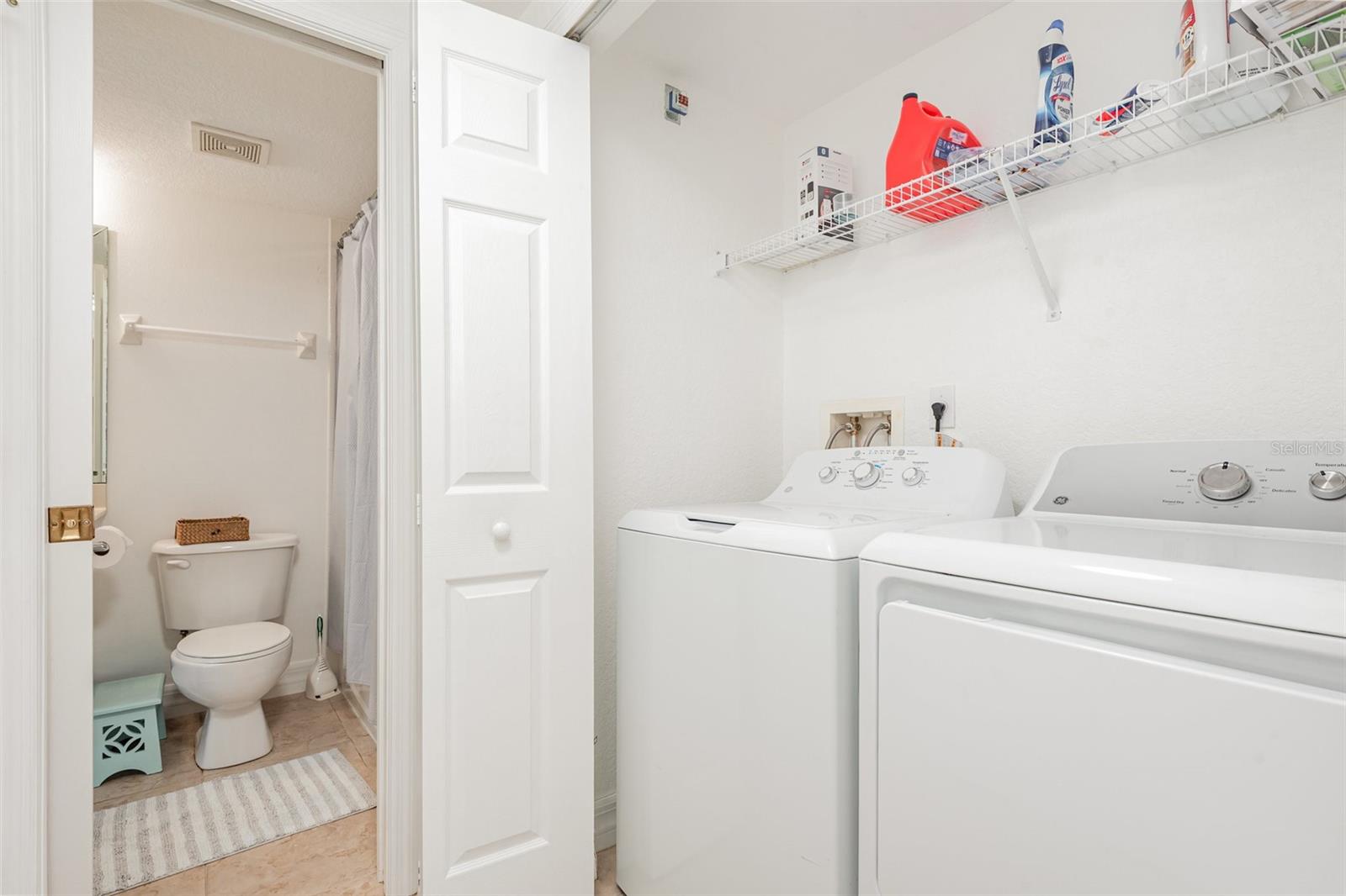 Image 25 of 31 For 5300 Atlantic Avenue 14-205