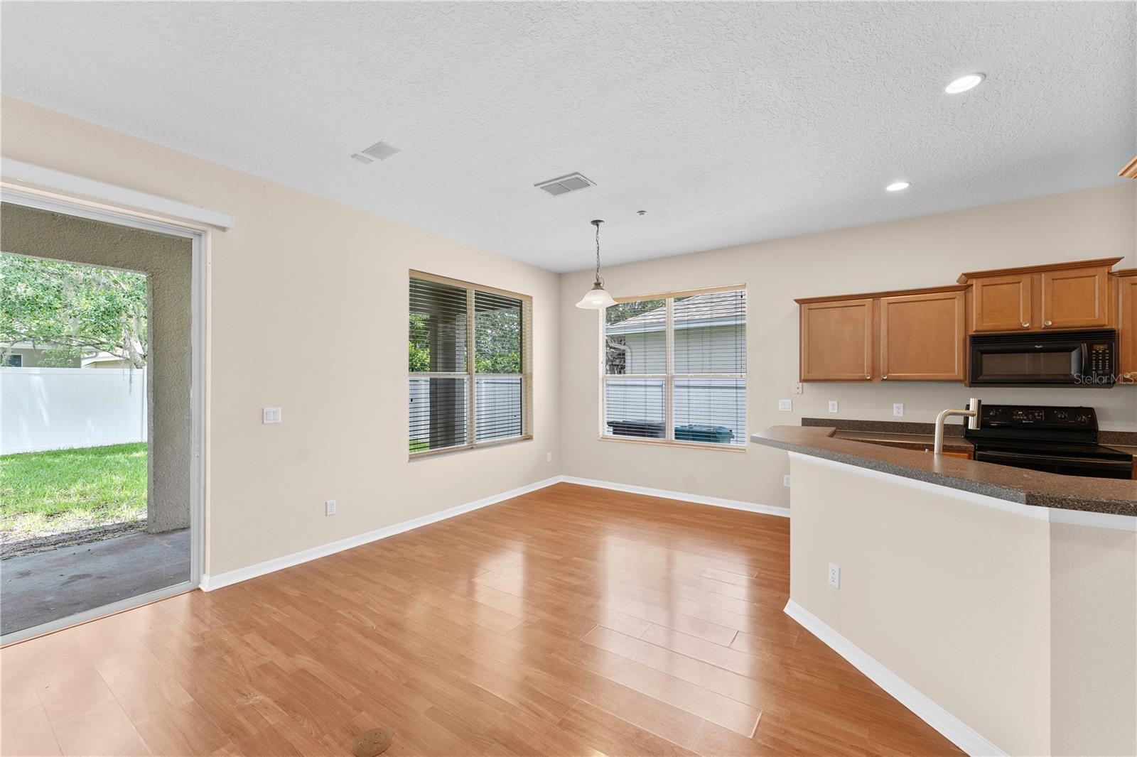 Image 10 of 25 For 9988 Fenrose Terrace