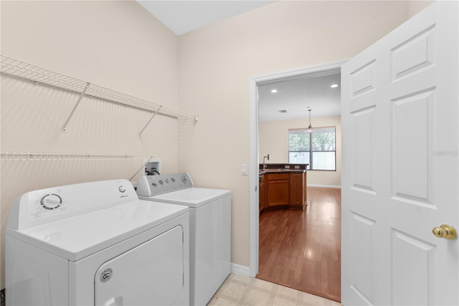 Image 15 of 25 For 9988 Fenrose Terrace