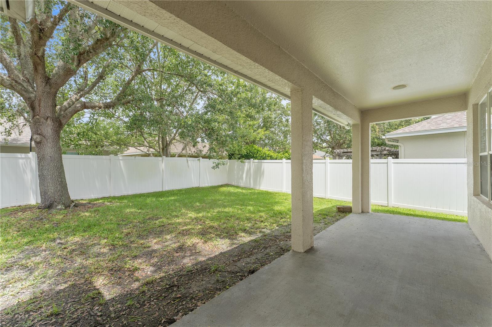 Image 24 of 25 For 9988 Fenrose Terrace