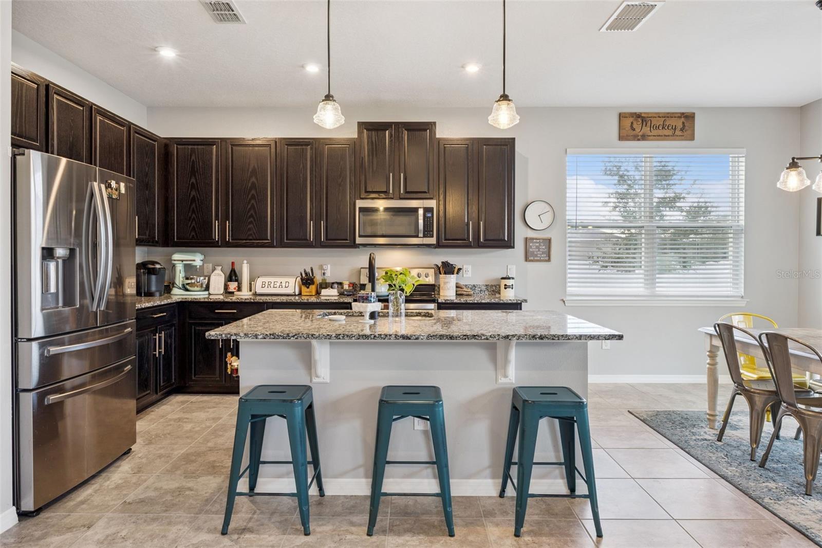 Image 12 of 71 For 2264 Farnham Drive