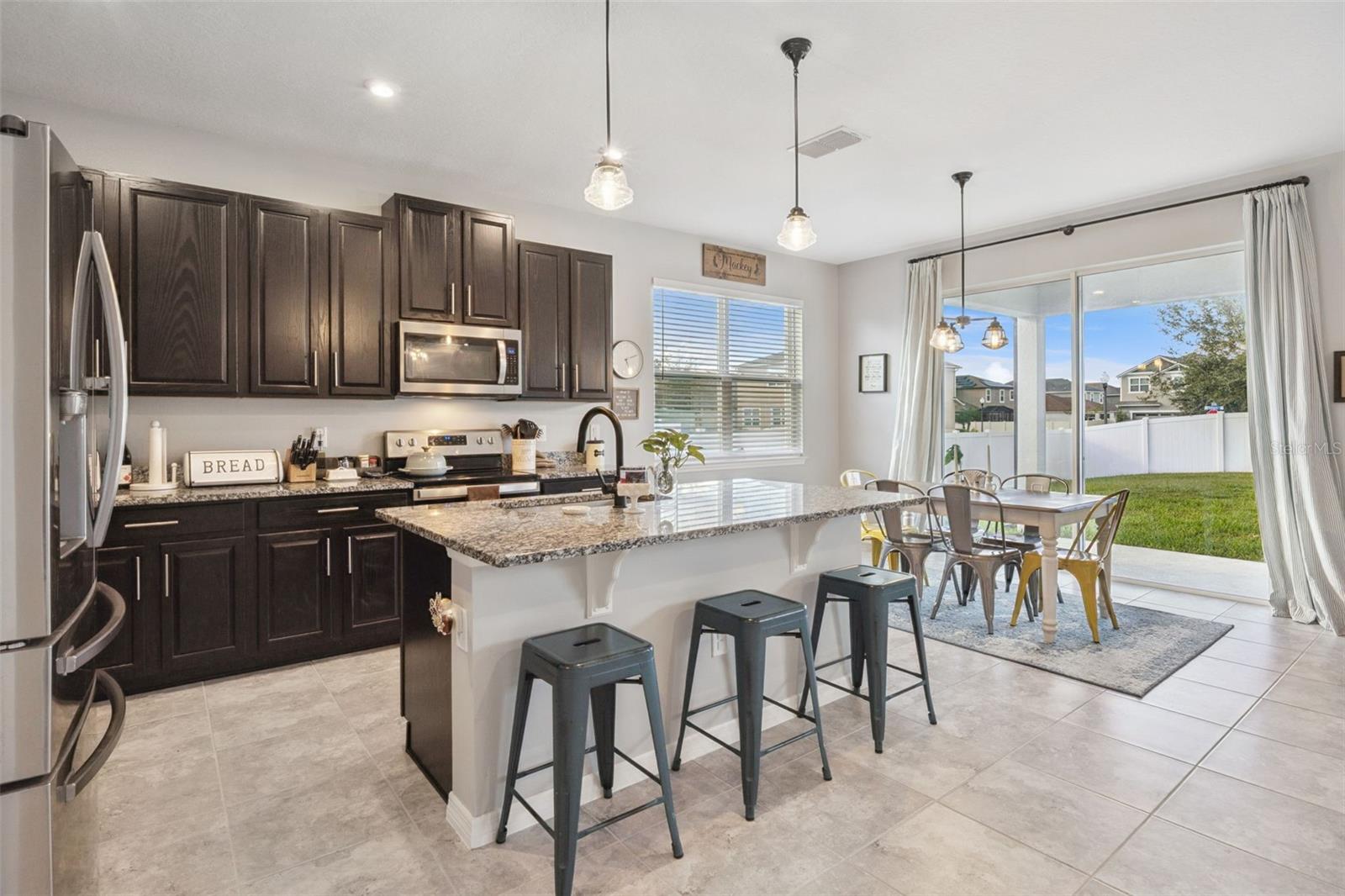 Image 13 of 71 For 2264 Farnham Drive