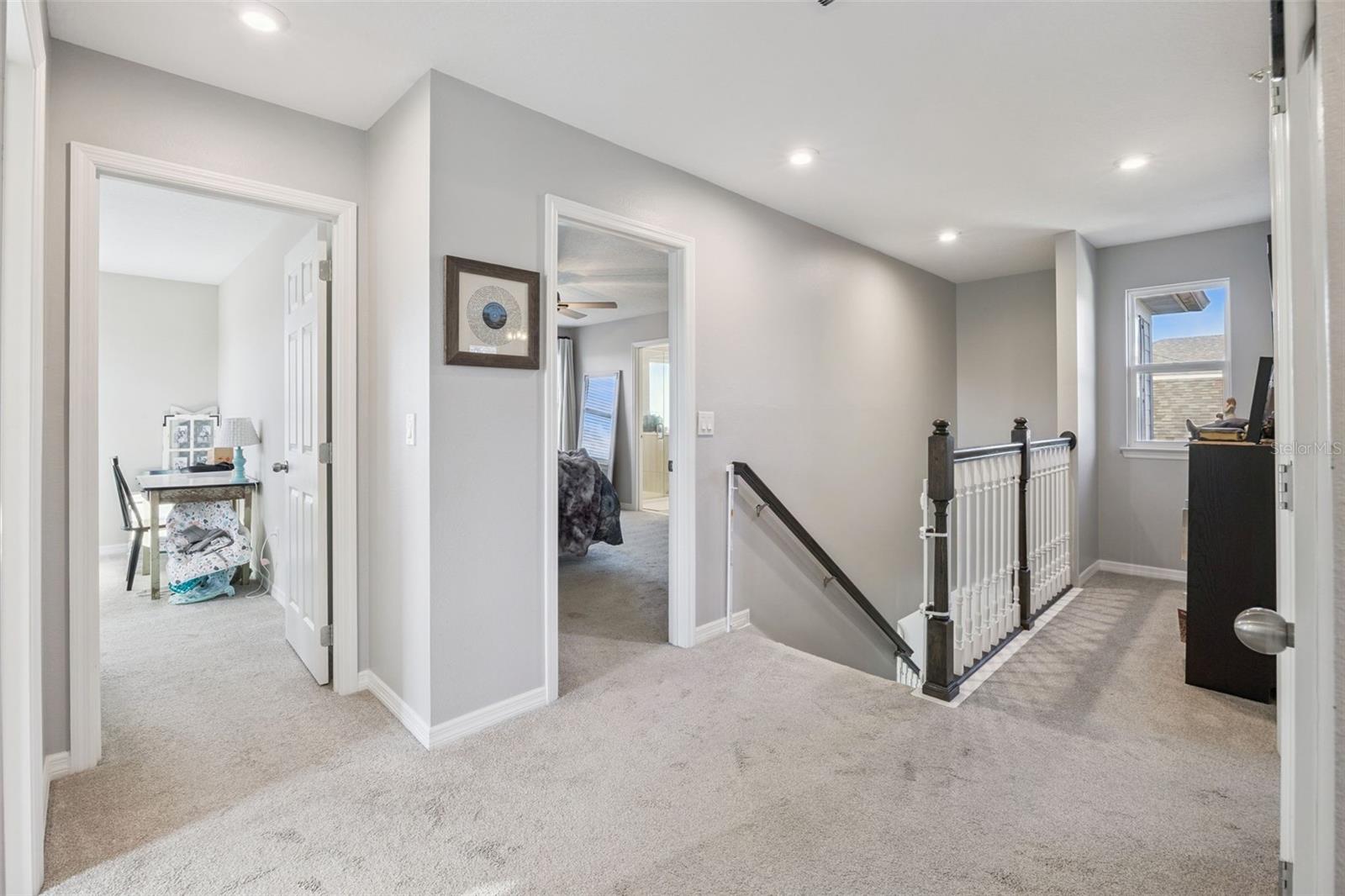 Image 20 of 71 For 2264 Farnham Drive