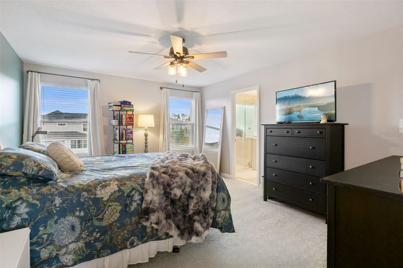 Image 22 of 71 For 2264 Farnham Drive