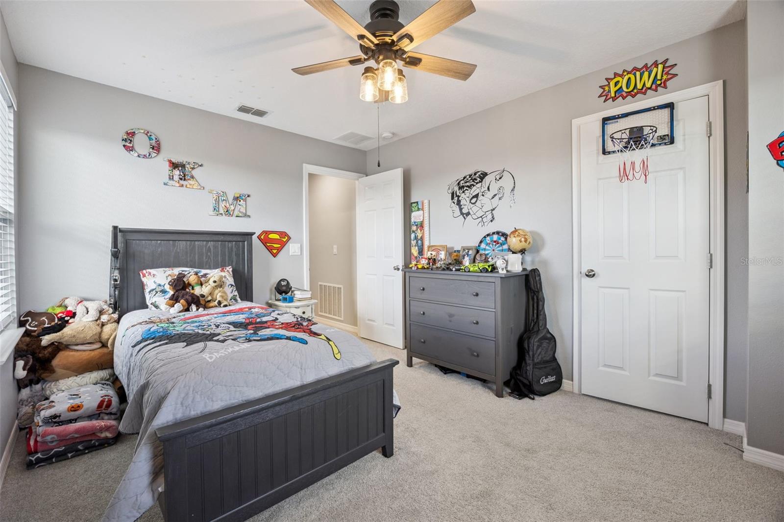 Image 32 of 71 For 2264 Farnham Drive