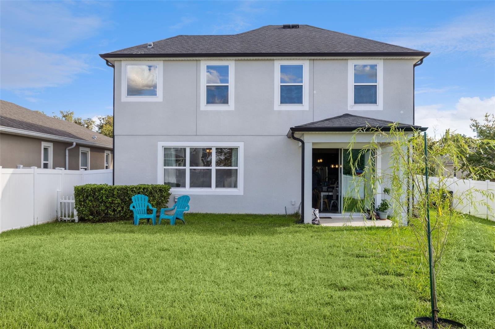 Image 36 of 71 For 2264 Farnham Drive