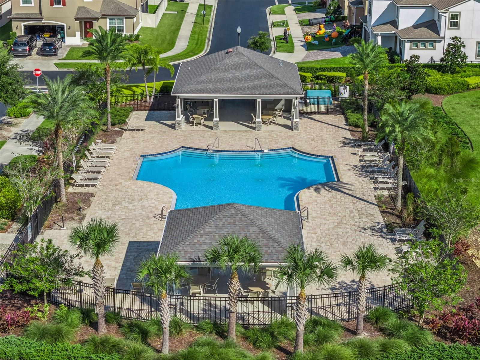 Image 39 of 71 For 2264 Farnham Drive