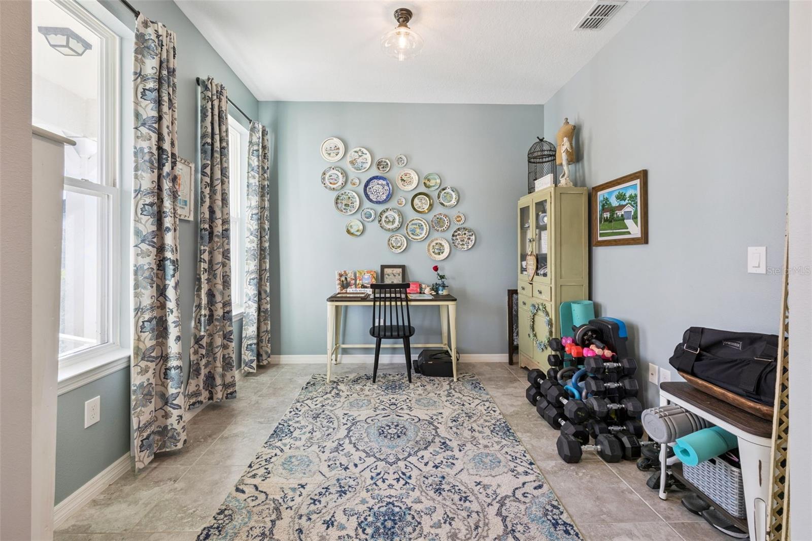 Image 8 of 71 For 2264 Farnham Drive