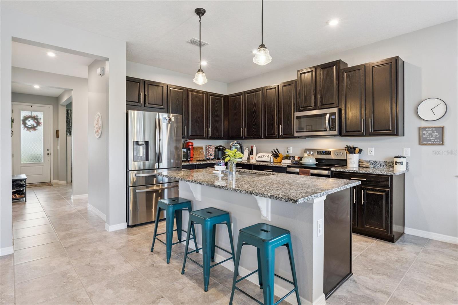 Image 9 of 71 For 2264 Farnham Drive