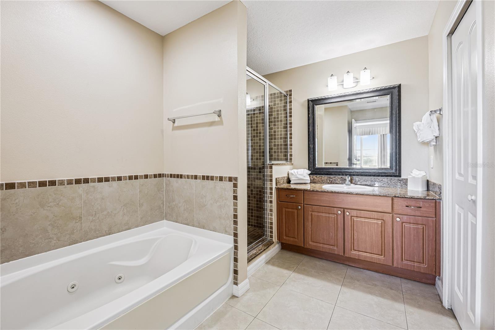 Image 13 of 20 For 7383 Universal Blvd  1109