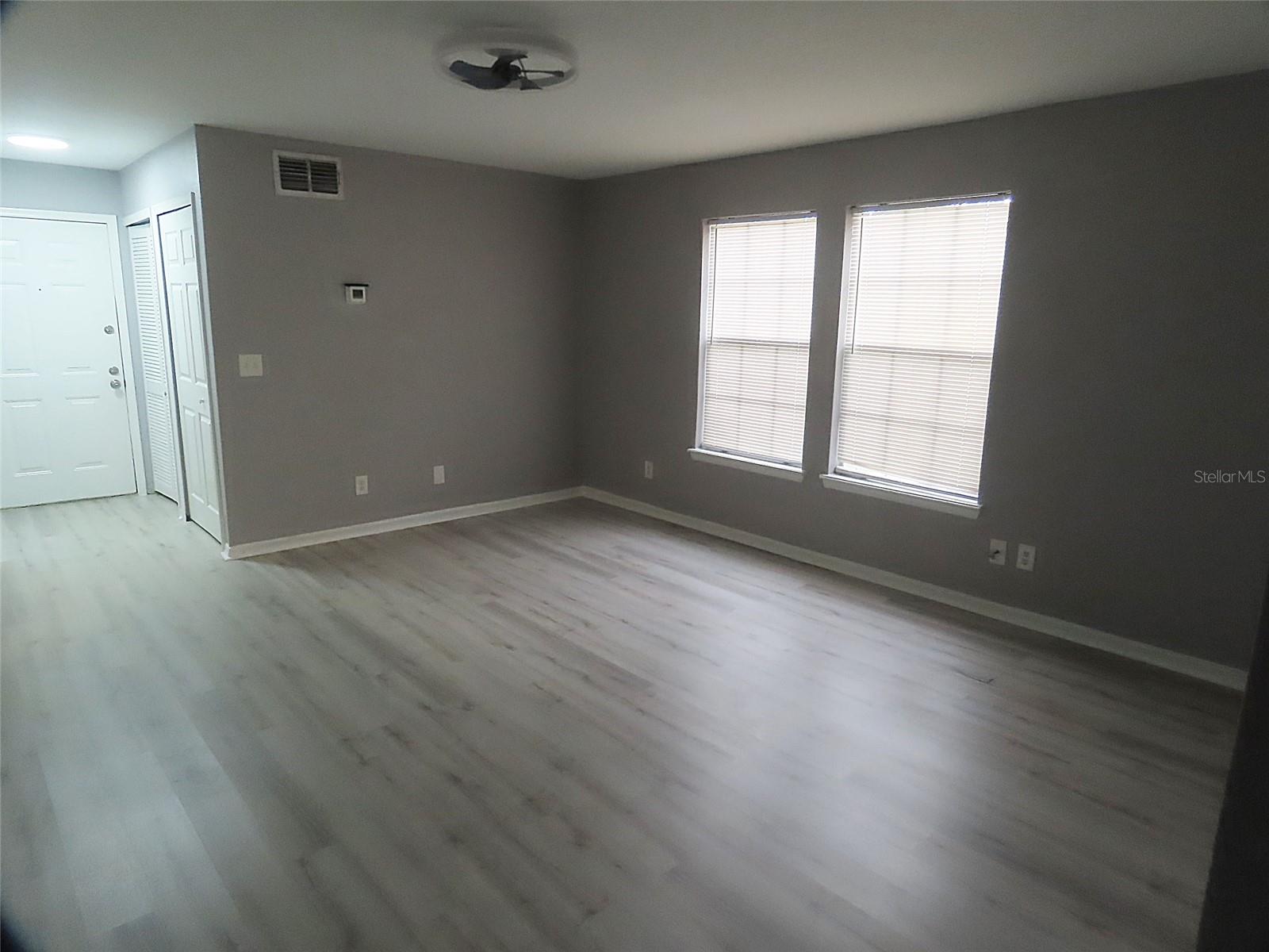 Image 7 of 14 For 5986 Westgate Drive 103