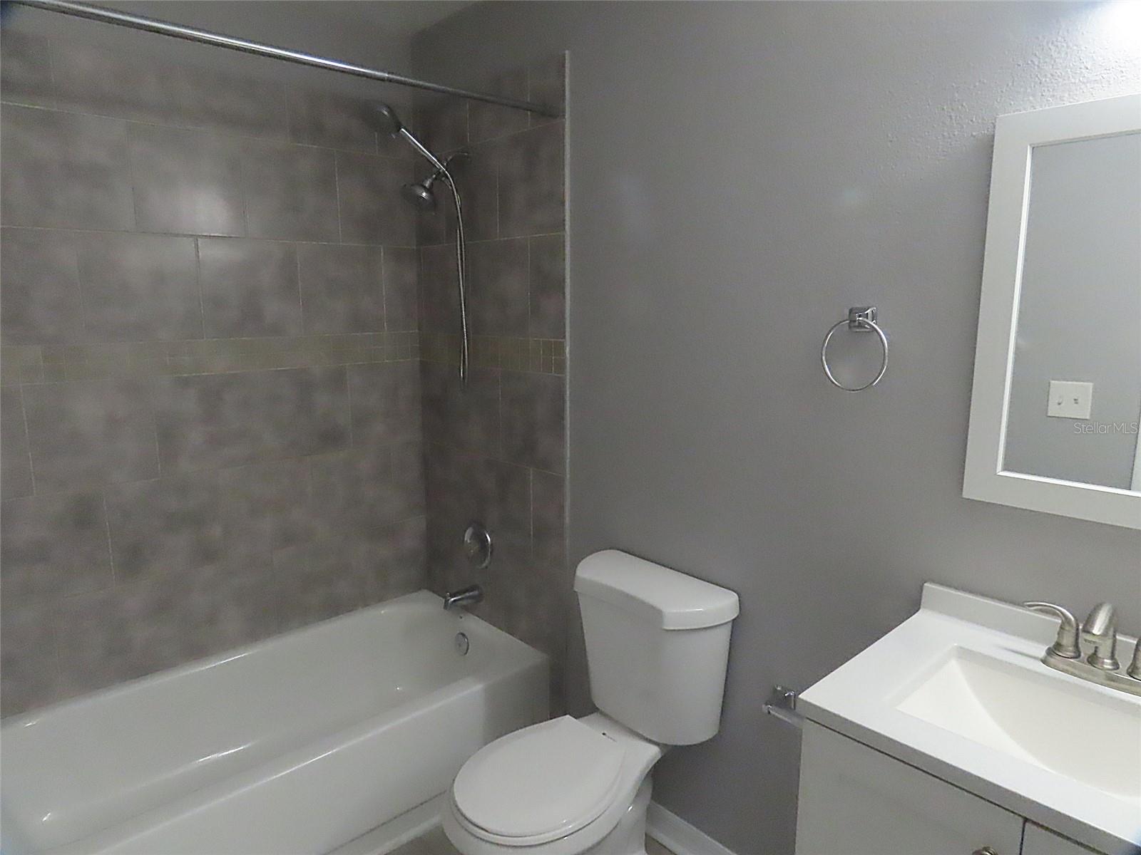 Image 8 of 14 For 5986 Westgate Drive 103