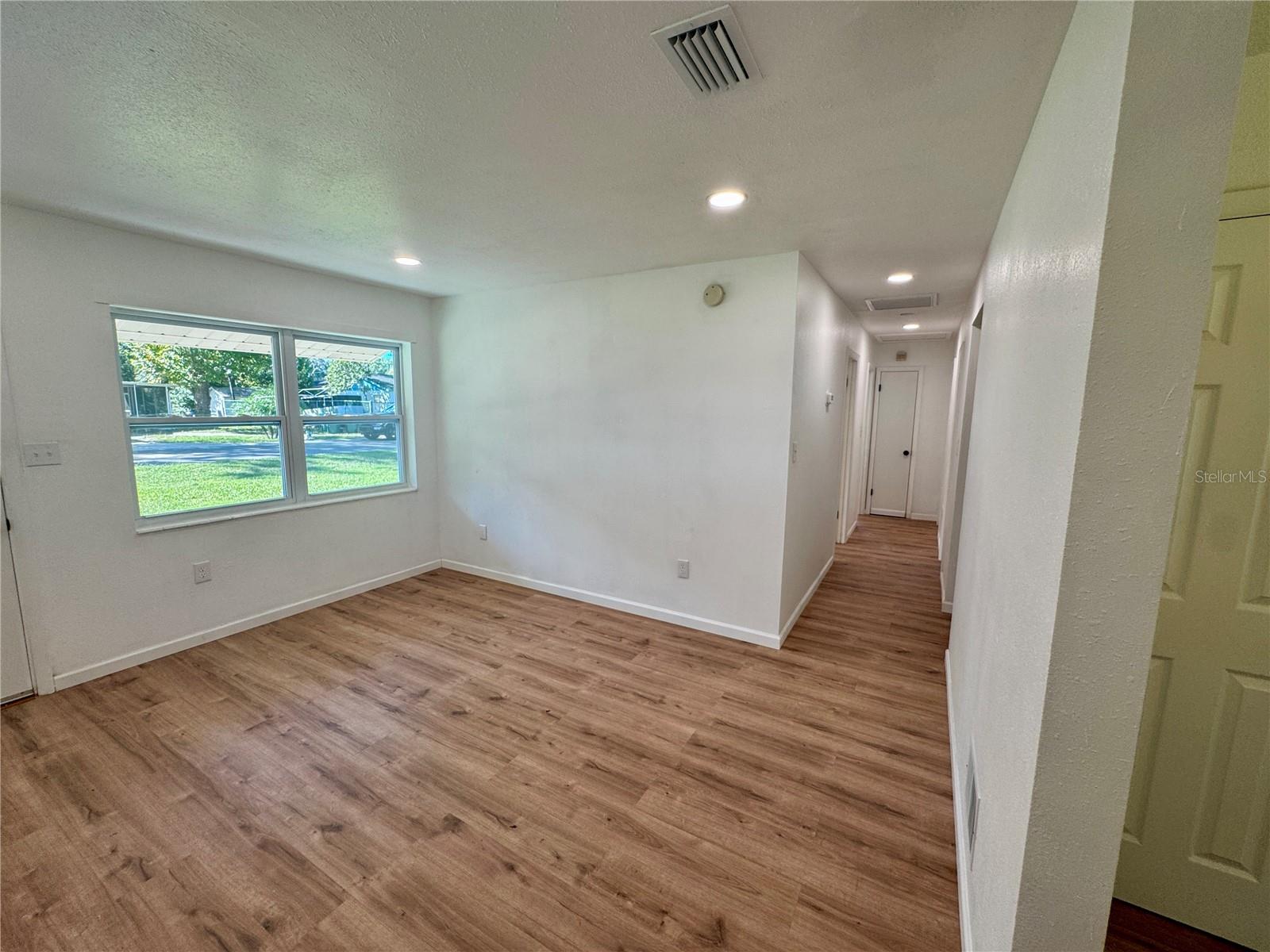 Image 7 of 13 For 2207 Virginia Avenue