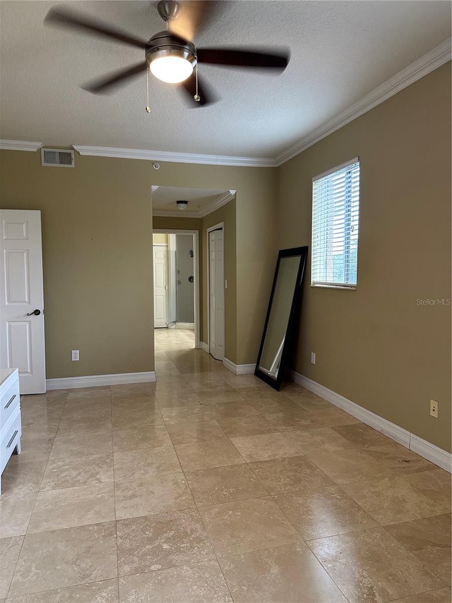 Image 17 of 27 For 6312 Buford Street 301