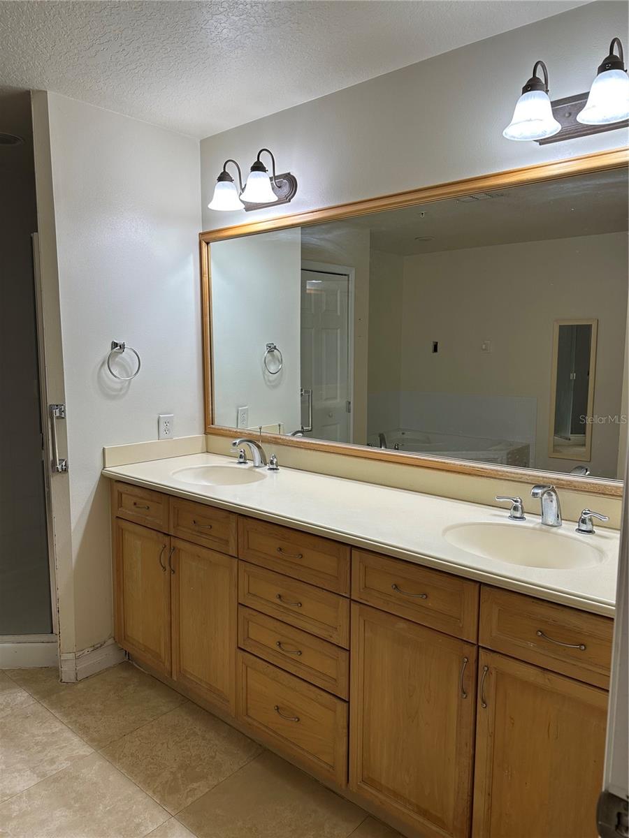 Image 20 of 27 For 6312 Buford Street 301
