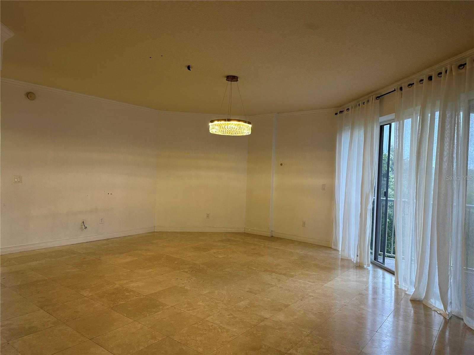 Image 8 of 27 For 6312 Buford Street 301