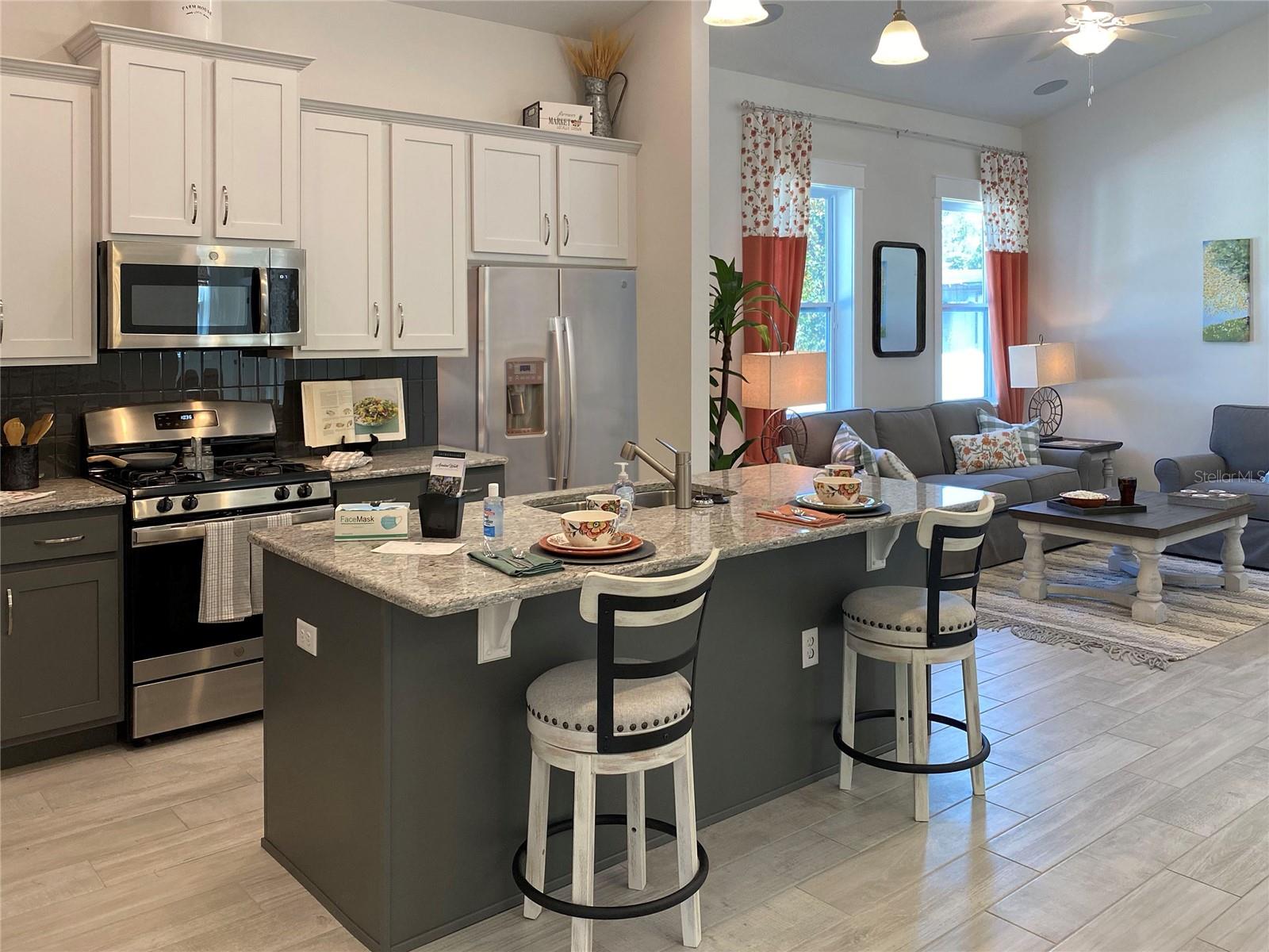 Image 2 of 6 For 904 Azalea Walk Circle